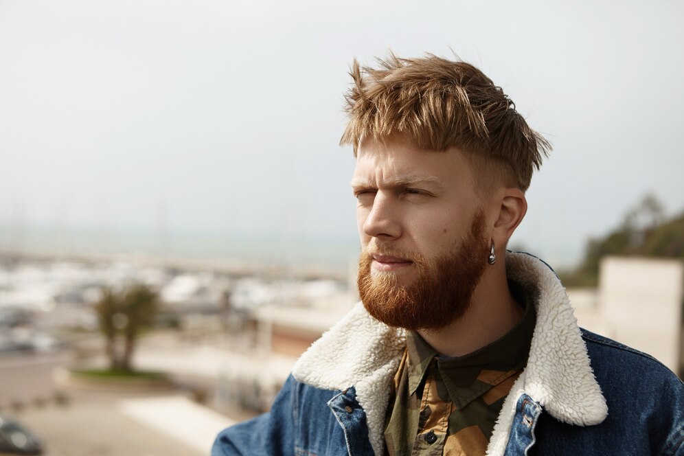 Crop With Long Fringe and Natural Texture